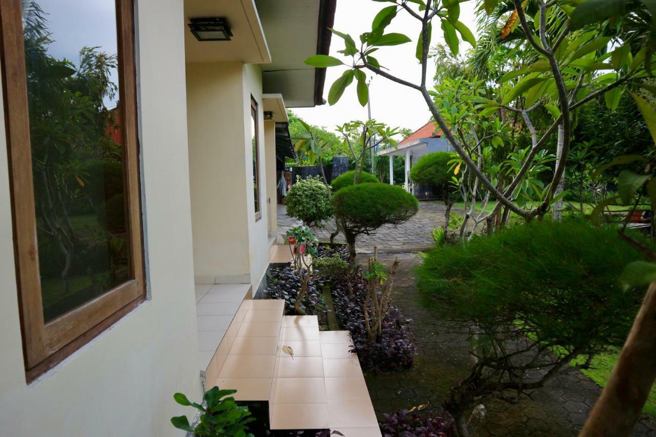Bhujangga'S Village Near Pantai Uluwatu Redpartner Екстериор снимка